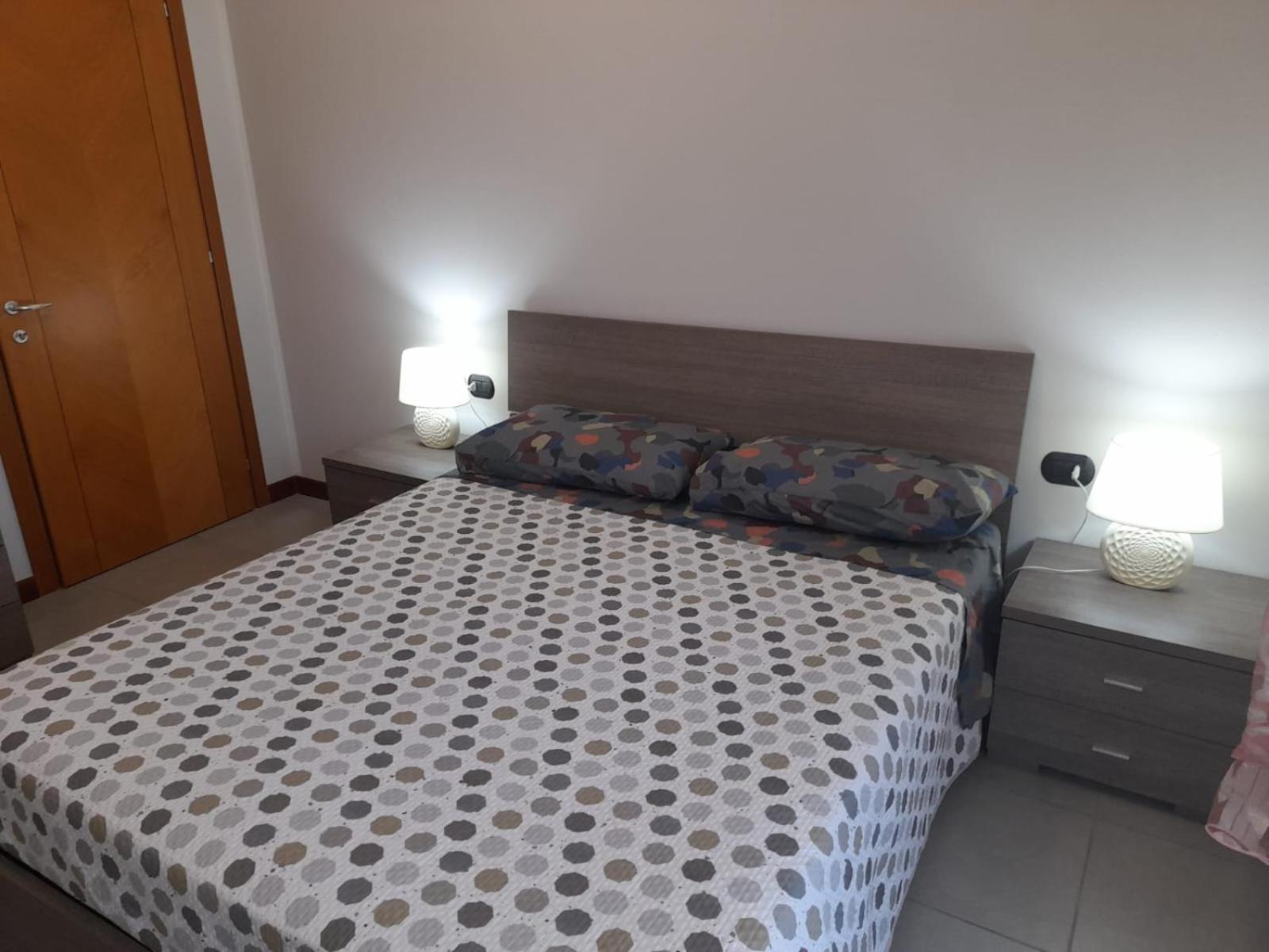 Relax Preserasca-Modern Apartment-Borgo Mercato-Монкалиери Екстериор снимка