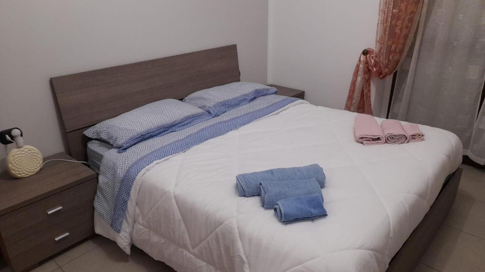 Relax Preserasca-Modern Apartment-Borgo Mercato-Монкалиери Екстериор снимка